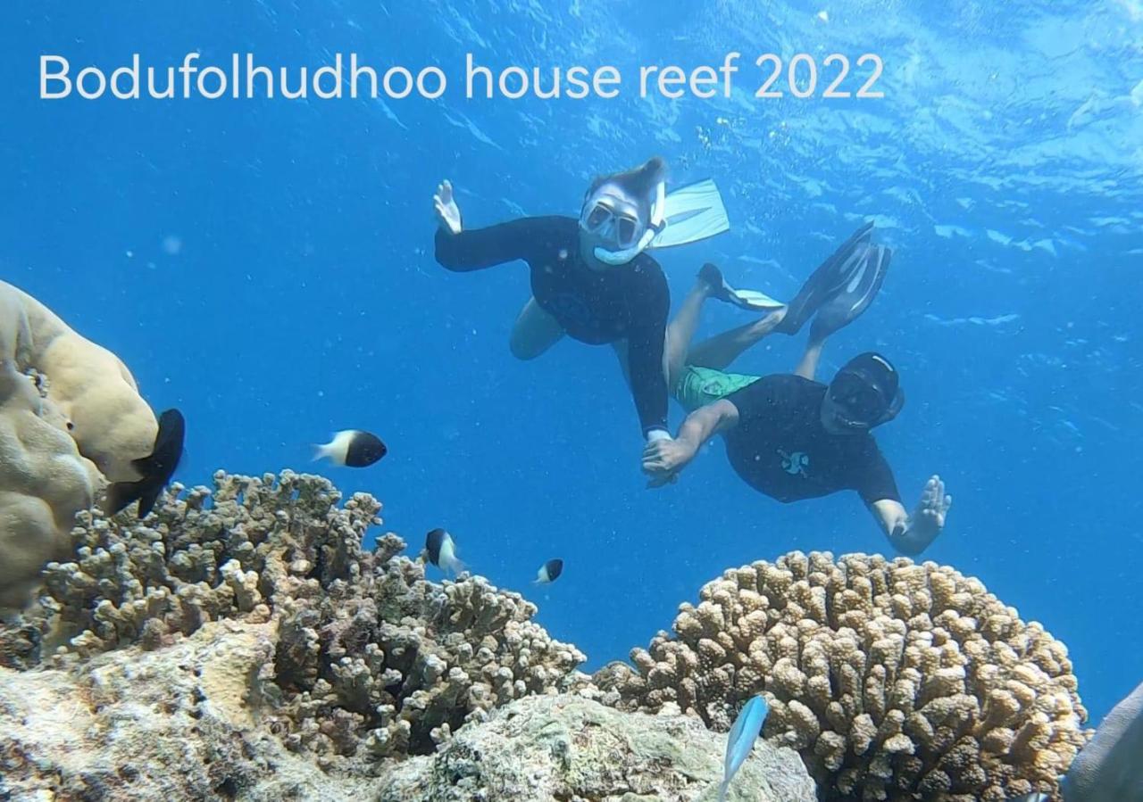 Surfretreat Hotel Bodufolhudhoo Ngoại thất bức ảnh