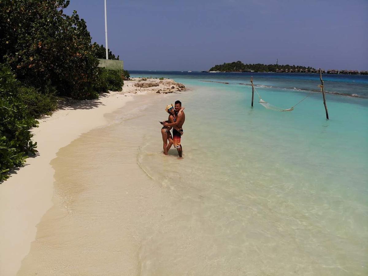 Surfretreat Hotel Bodufolhudhoo Ngoại thất bức ảnh